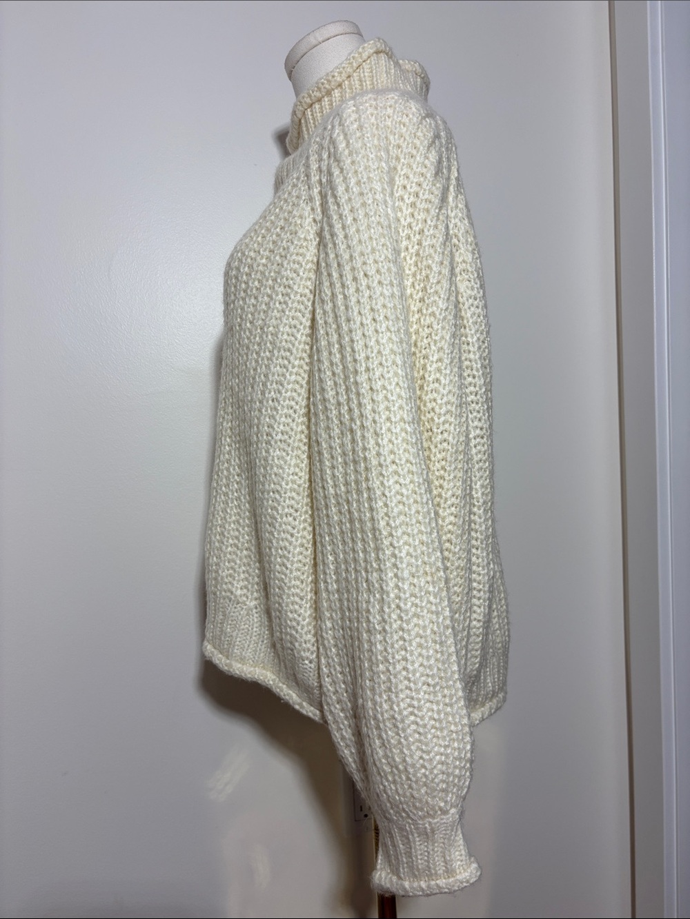 POL Chunky Knit Sweater - Picture 5 of 8